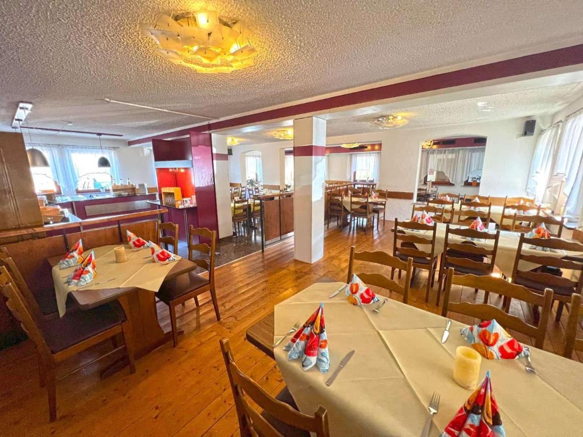 Hotel Und Restaurant Nehrener Hof Buitenkant foto