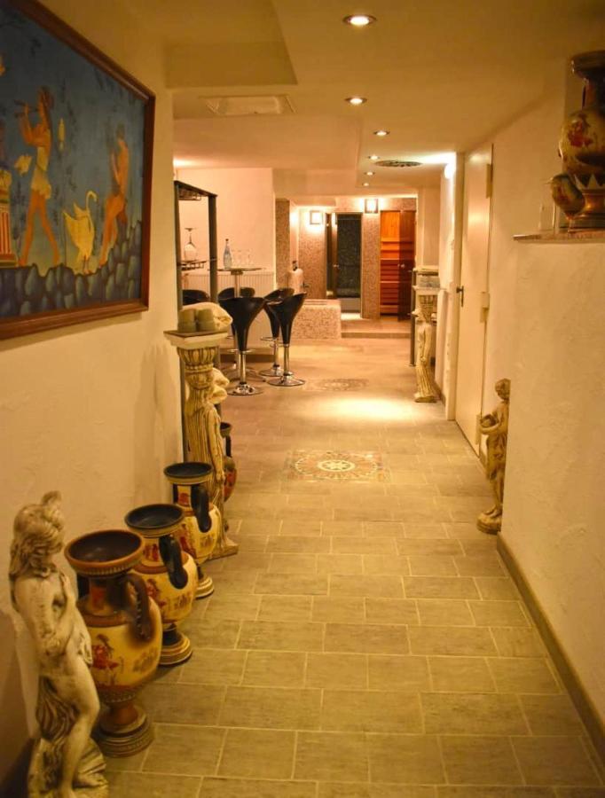 Hotel Und Restaurant Nehrener Hof Buitenkant foto